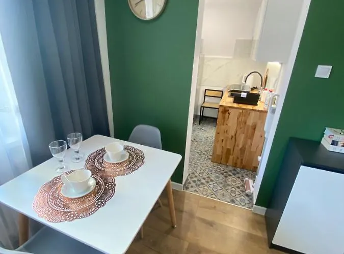 Blogi Sen- Komfortowy W Sercu Bytomia Апартаменты Бытом